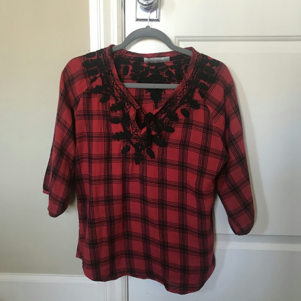 Checkered Blouse - Picture 2 of 4